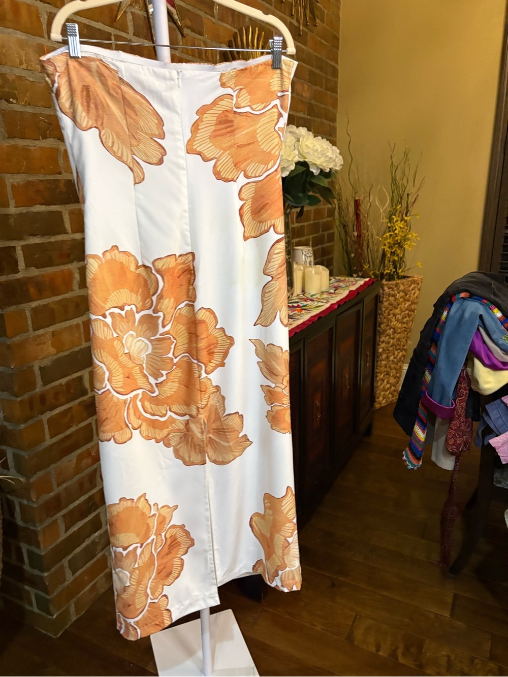 Cream & Orange Floral Strapless Dress - Picture 8 of 9